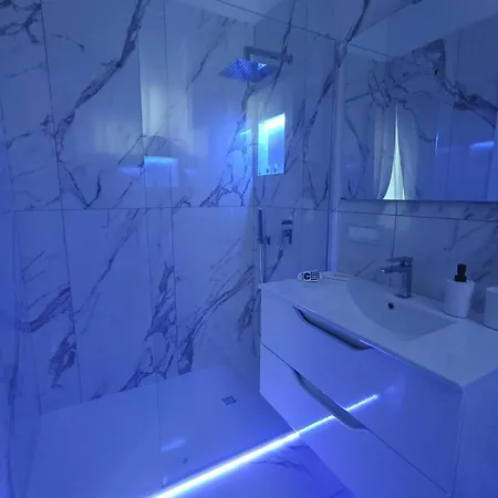 לינה וארוחת בוקר Elegance רג'יו די קאלאבריה