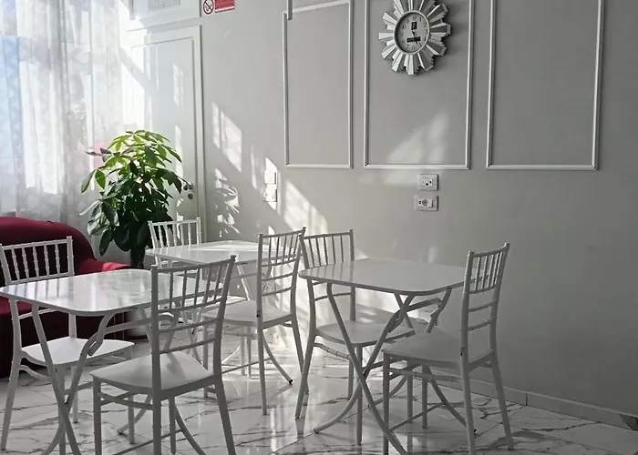 Alojamento de Acomodação e Pequeno-almoço Elegance 3*